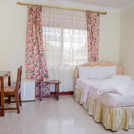 Kilimanjaro Crane Hotel โมชิ ภายนอก รูปภาพ
