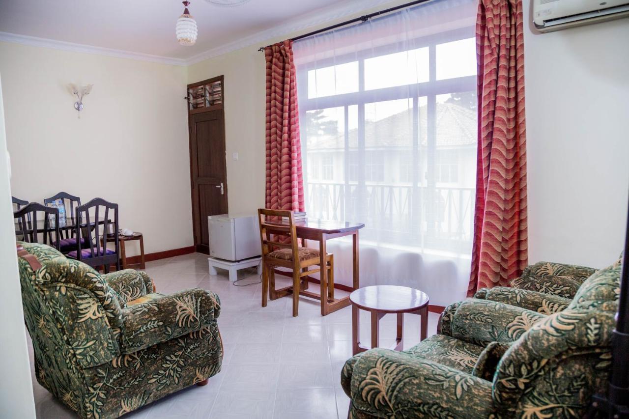 Kilimanjaro Crane Hotel โมชิ ภายนอก รูปภาพ