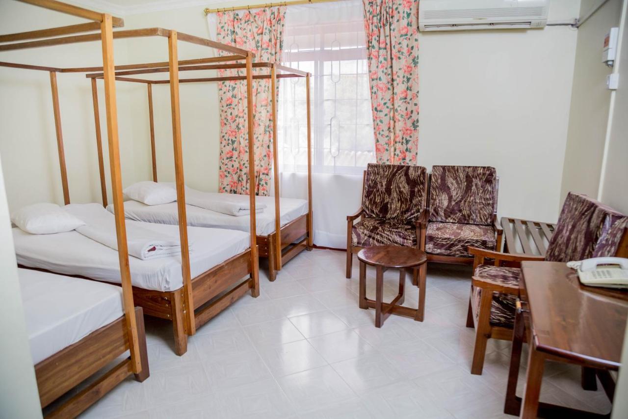 Kilimanjaro Crane Hotel โมชิ ภายนอก รูปภาพ